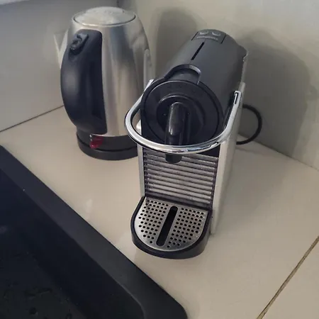 6 Pers Face 9e étage