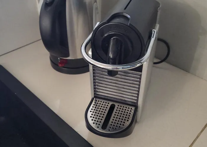 6 Pers Face 9e étage