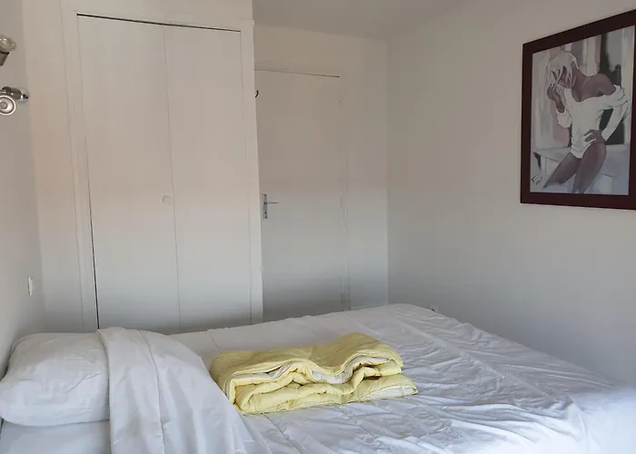 6 Pers Face 9e étage Appartement